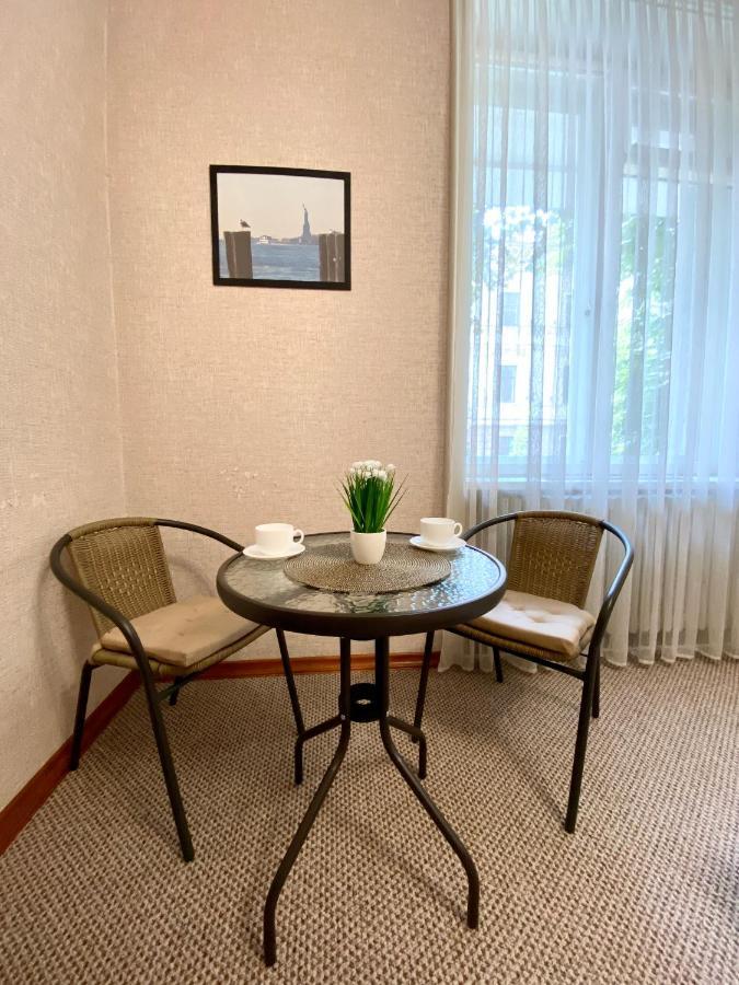 Family Apartment Liov Exterior foto